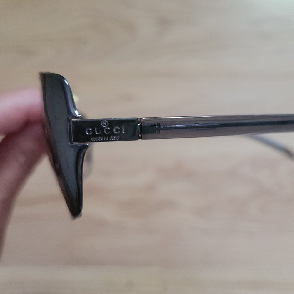 GUCCI vintage gray sunglasses - Picture 5 of 8